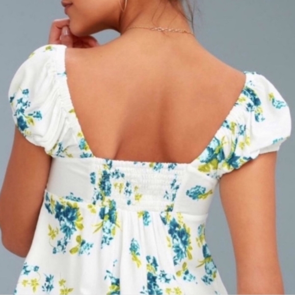 🆕️ Free People Bohemian Top with Elastic Smocked Back. - Picture 8 of 10